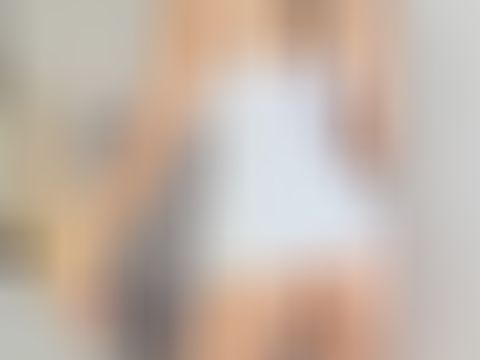 Irina_hana English webcam from Vietnam
