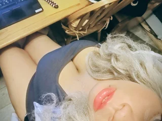 NotEvenPrettyXx webcam livesex profile in pussy cams